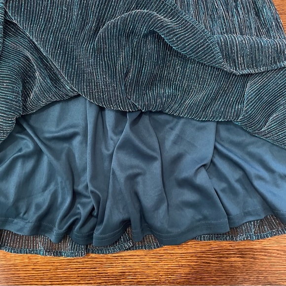 Lulus Metallic Teal Green/Blue Semi Formal Homecoming Party Dress Size Small NWT - Picture 6 of 14